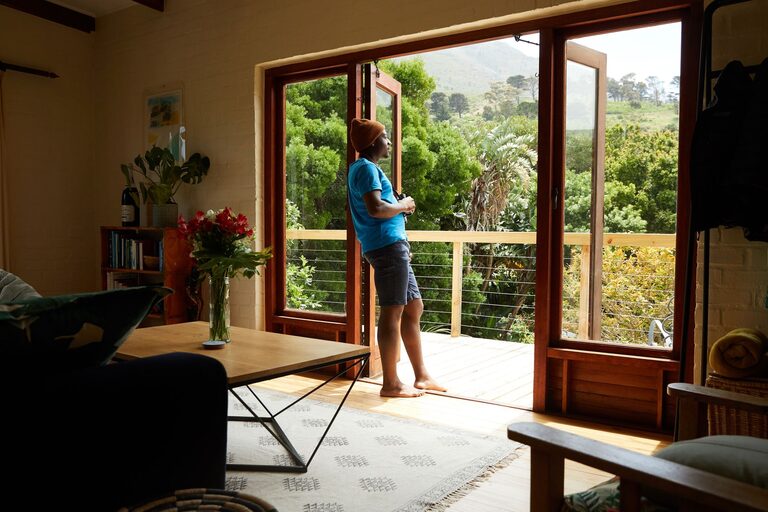 How to Plan a Restful Day Off at Home for Maximum Relaxation